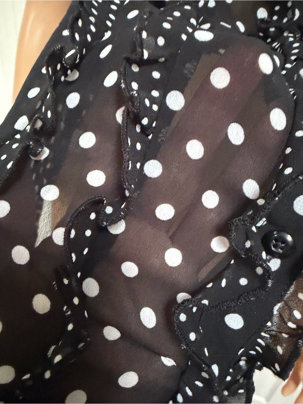 Ann Taylor Black and White Polka Dot Ruffle Blouse Size 10 - Picture 10 of 13